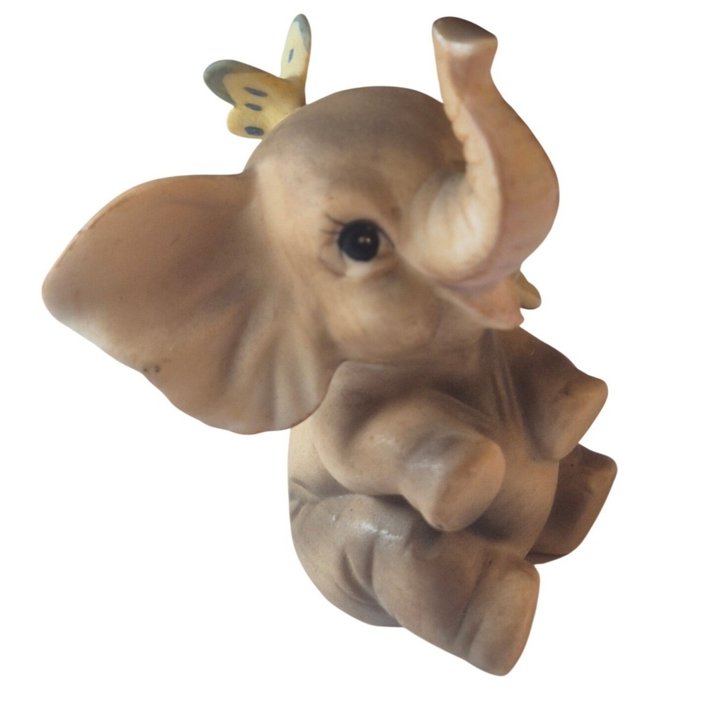 George Good Elephant Figurine Tan Ceramic Butterfly Vintage Made in Taiwan‎